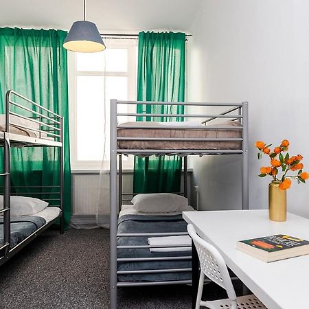 Unit Warsaw Room In Hostel Solec50 By Metro Station Centrum Kopernika Elektrownia Powisle Stadion Narodowy מראה חיצוני תמונה