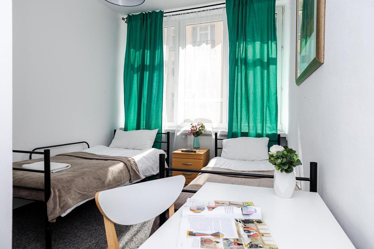 Unit Warsaw Room In Hostel Solec50 By Metro Station Centrum Kopernika Elektrownia Powisle Stadion Narodowy מראה חיצוני תמונה